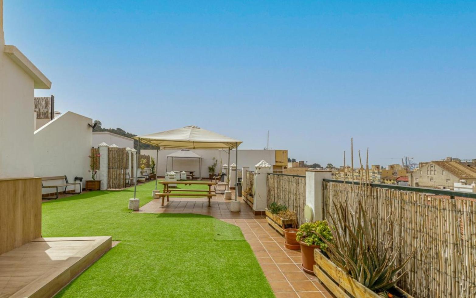 Apartament Apartamento Centrico La Merced 2 - Free Parking & Free Gym Malaga Zewnętrze zdjęcie