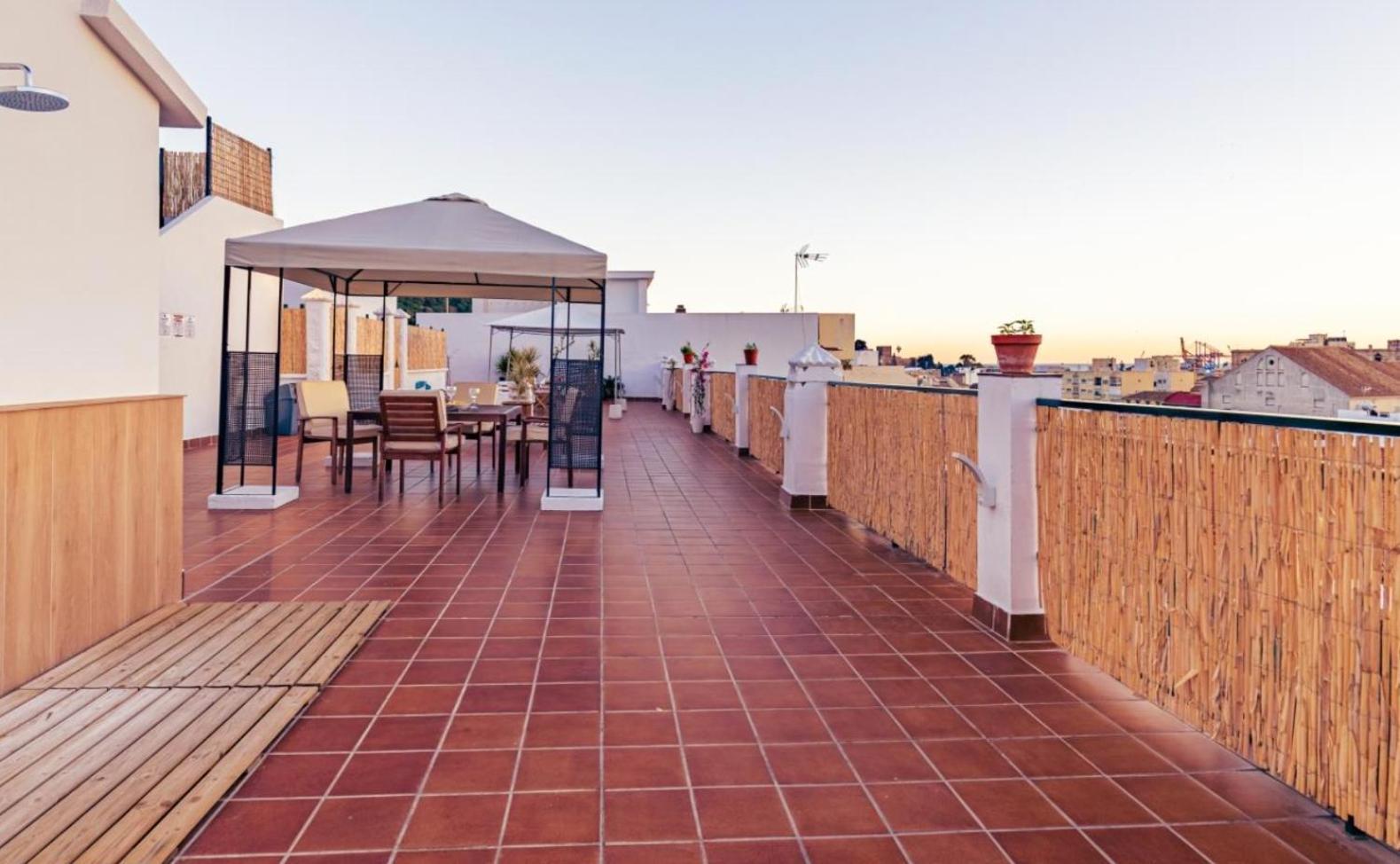 Apartament Apartamento Centrico La Merced 2 - Free Parking & Free Gym Malaga Zewnętrze zdjęcie