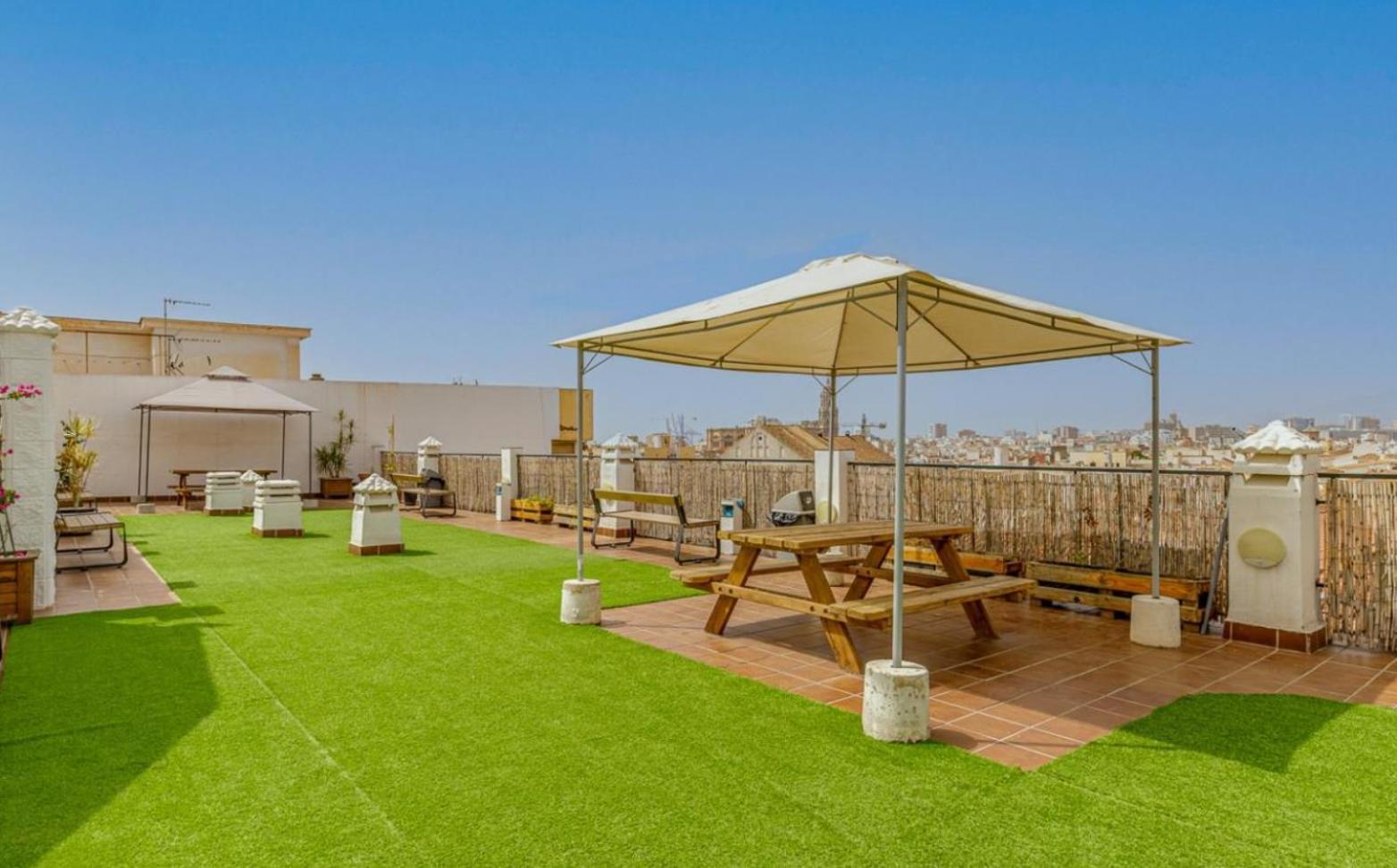 Apartament Apartamento Centrico La Merced 2 - Free Parking & Free Gym Malaga Zewnętrze zdjęcie