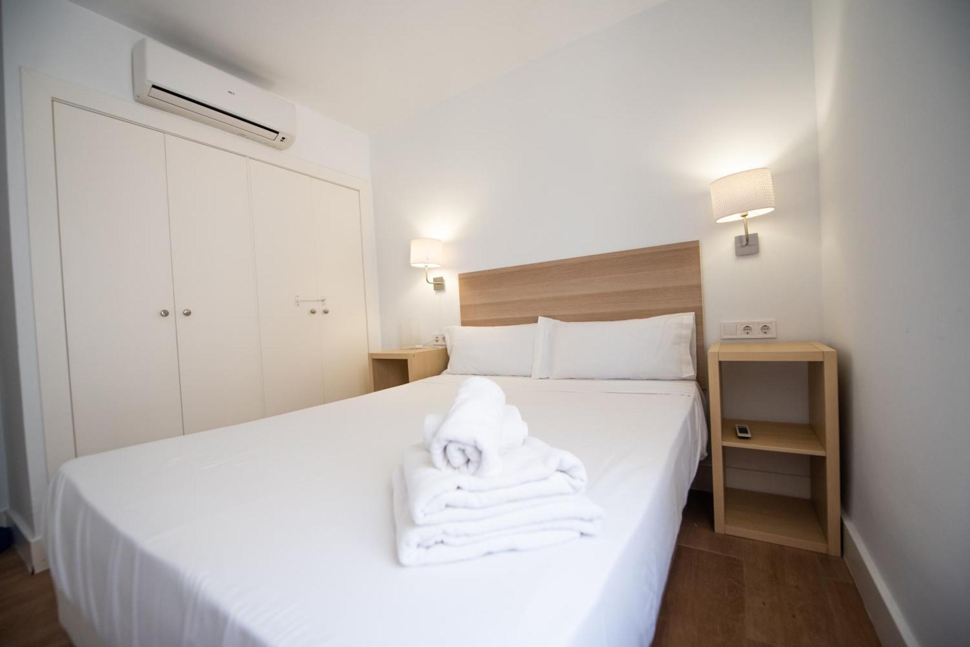 Apartament Apartamento Centrico La Merced 2 - Free Parking & Free Gym Malaga Zewnętrze zdjęcie