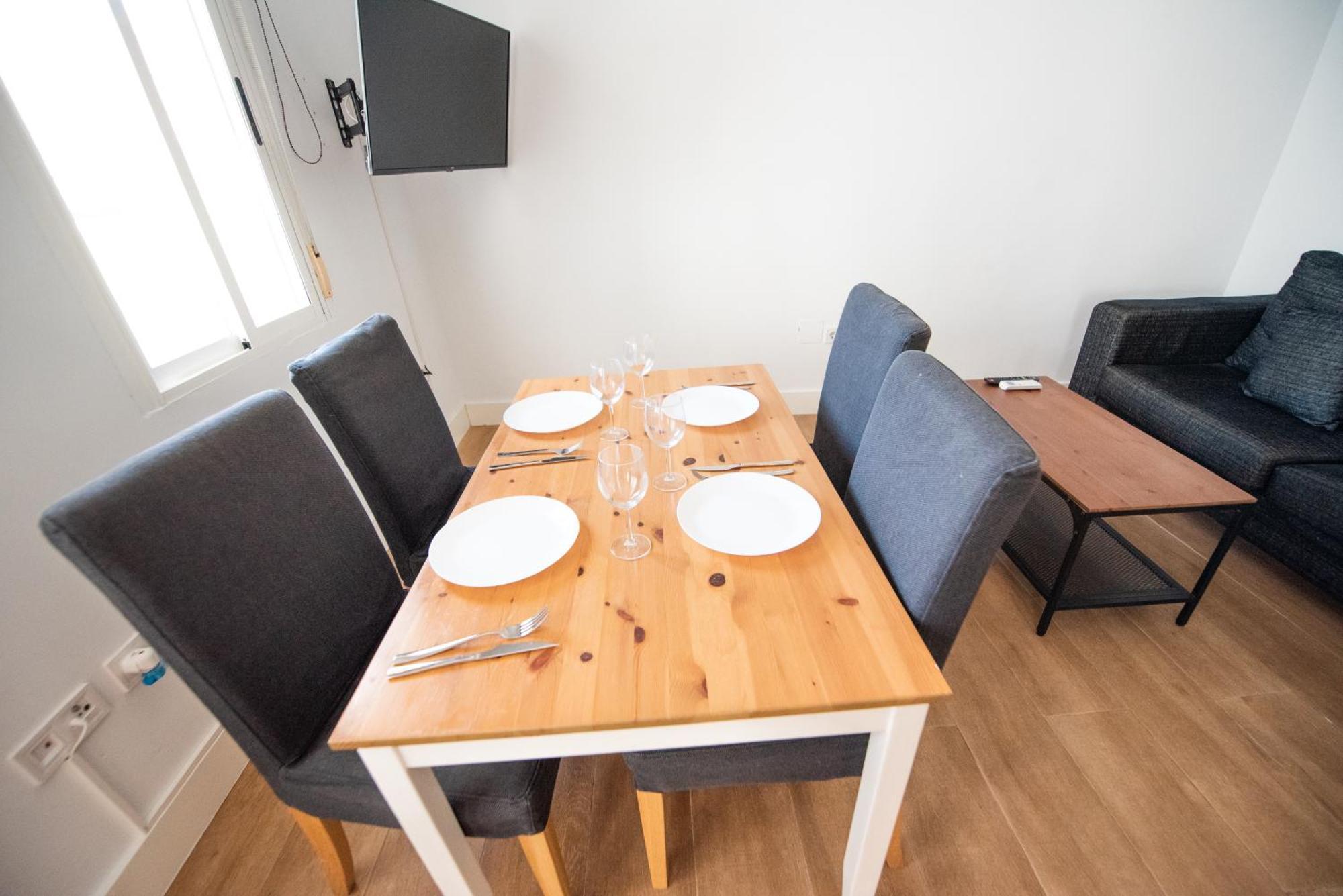 Apartament Apartamento Centrico La Merced 2 - Free Parking & Free Gym Malaga Zewnętrze zdjęcie